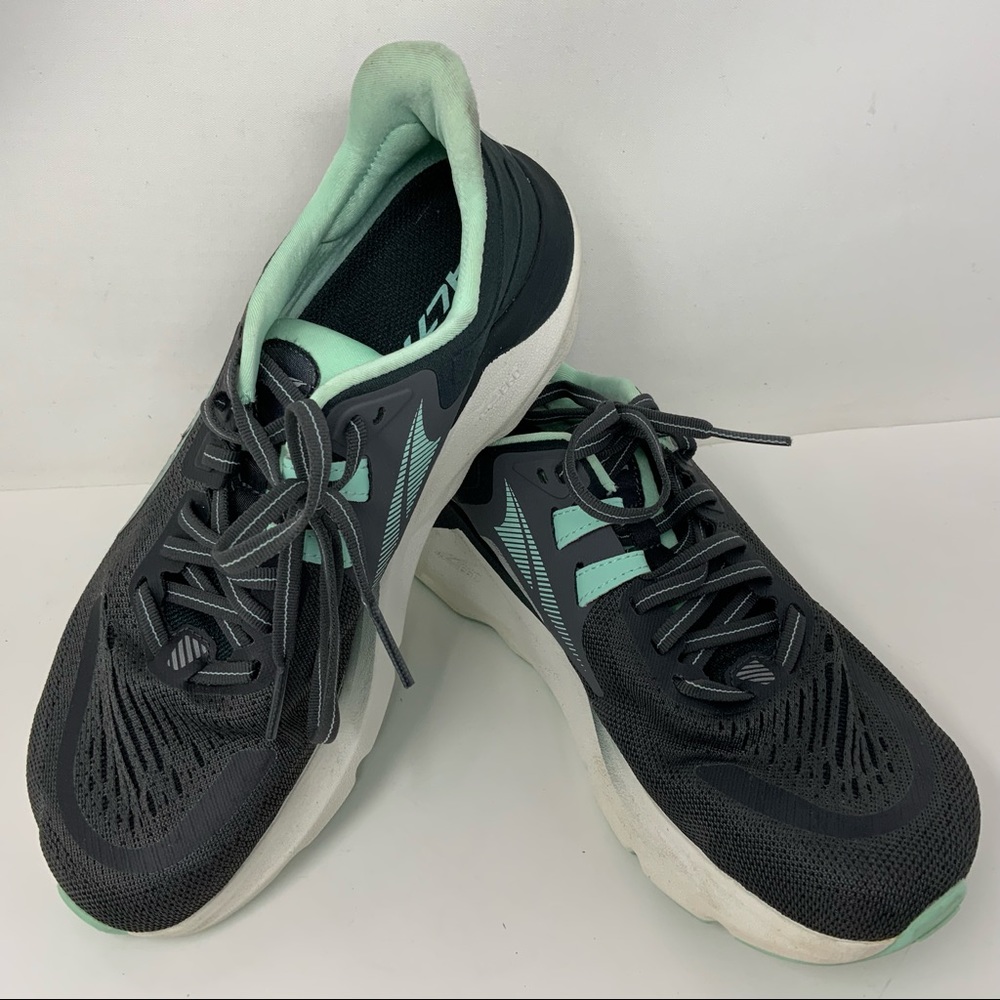 Altra Women's Black and Mint Running Shoes